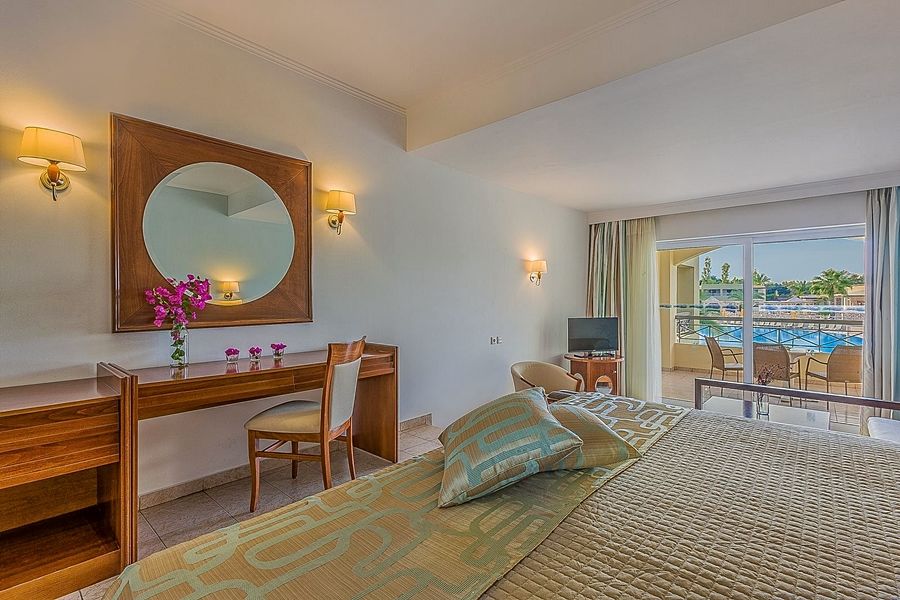 Kipriotis Maris Suites Psalidi  Exterior foto